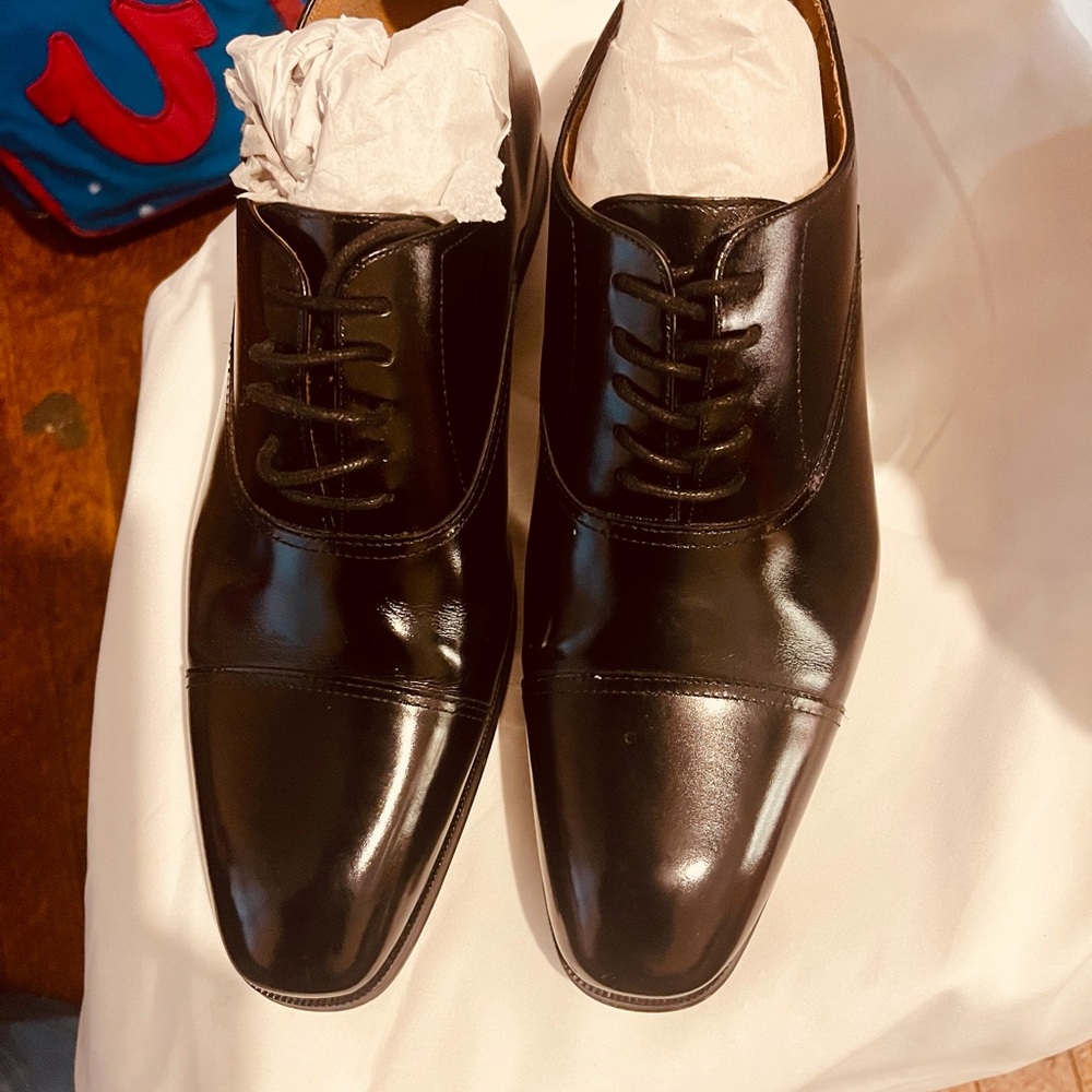 Florsheim Francisco Black Cap-Toe Oxfords